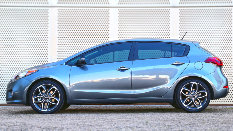 Illustration for article titled The Kia Forte Gets All Hot Hatch-Tacular For 2014